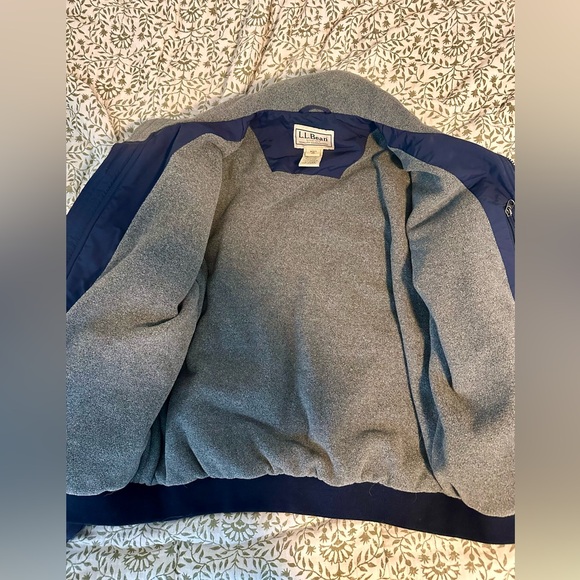 L.L. Bean Navy Blue Jacket - Picture 3 of 3